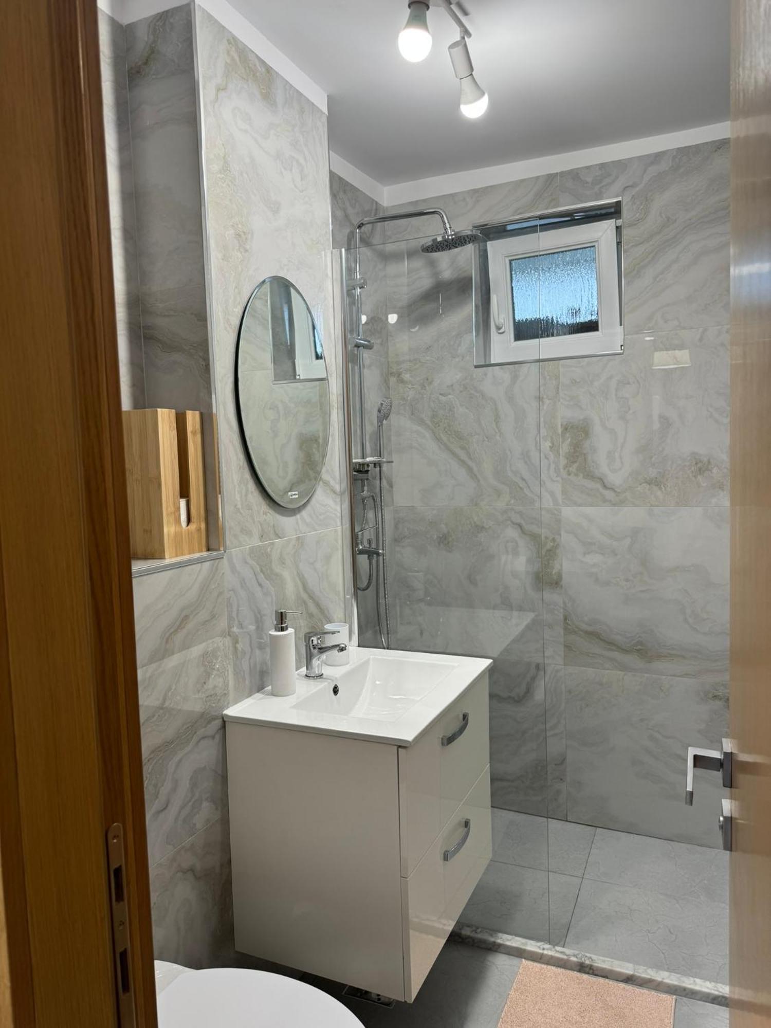 Apartament Central Râmnicu Vâlcea Εξωτερικό φωτογραφία